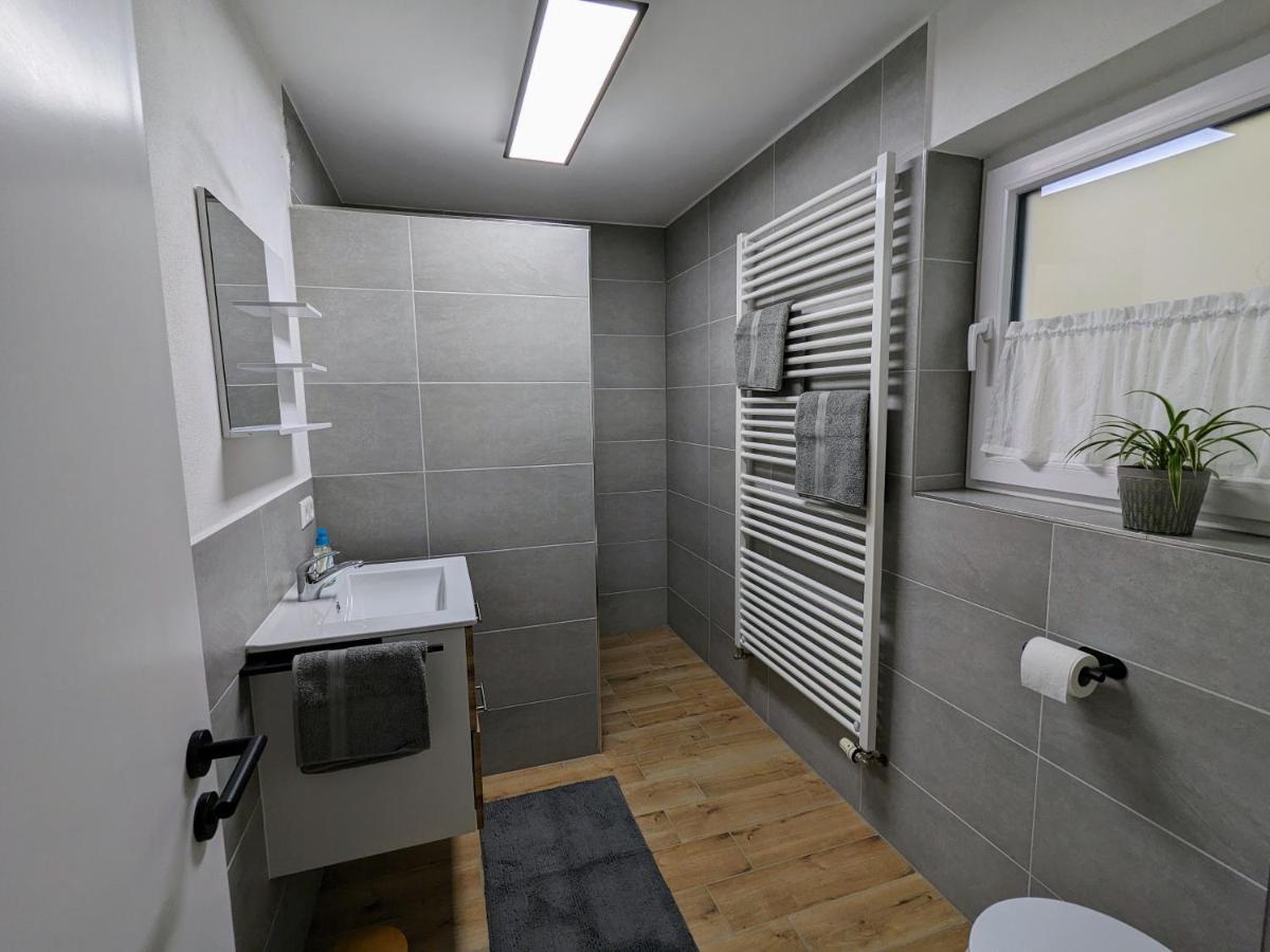 Ferienwohnung Am Alenberg Münsingen Exteriör bild